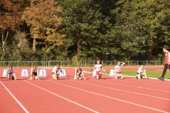 1Y9B7001